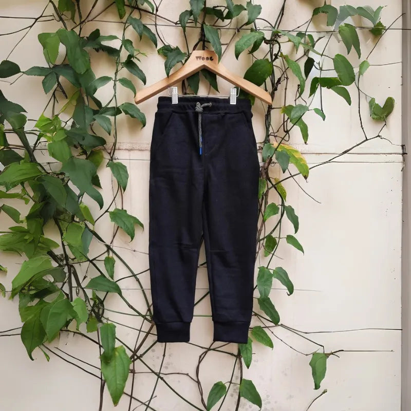 Calça-Jogger-com-Textura-Preta